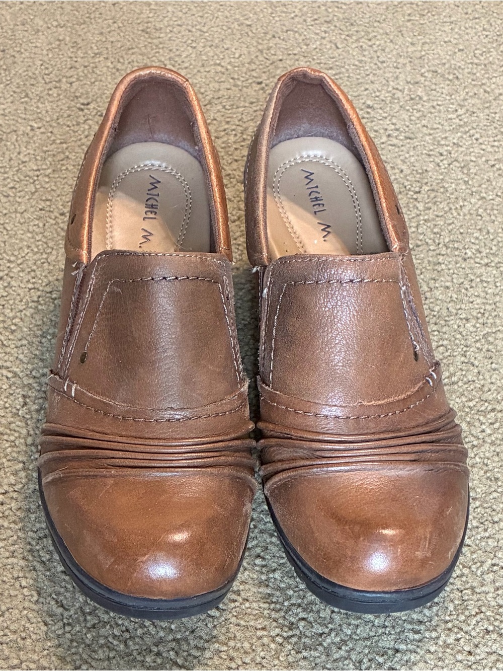 MICHEL M. Women’s Shoes Brown Leather Slip-On Round Toe Pumps Size 9 Heels